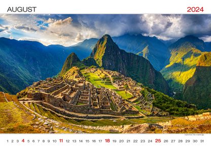 alt="Bildkalender World Wonders August"