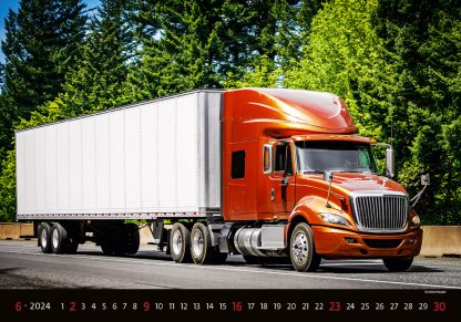 alt="Bildkalender Trucks Juni"