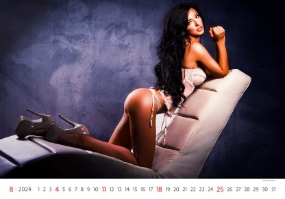 alt="Bildkalender Flirt August"